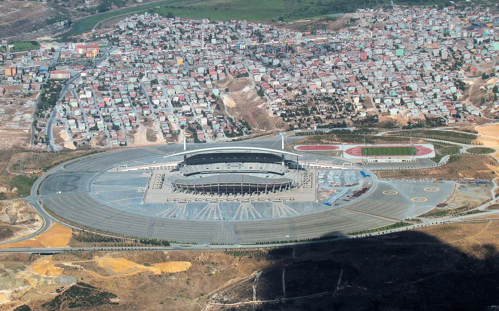 Atatürk Olimpiyat Stadı