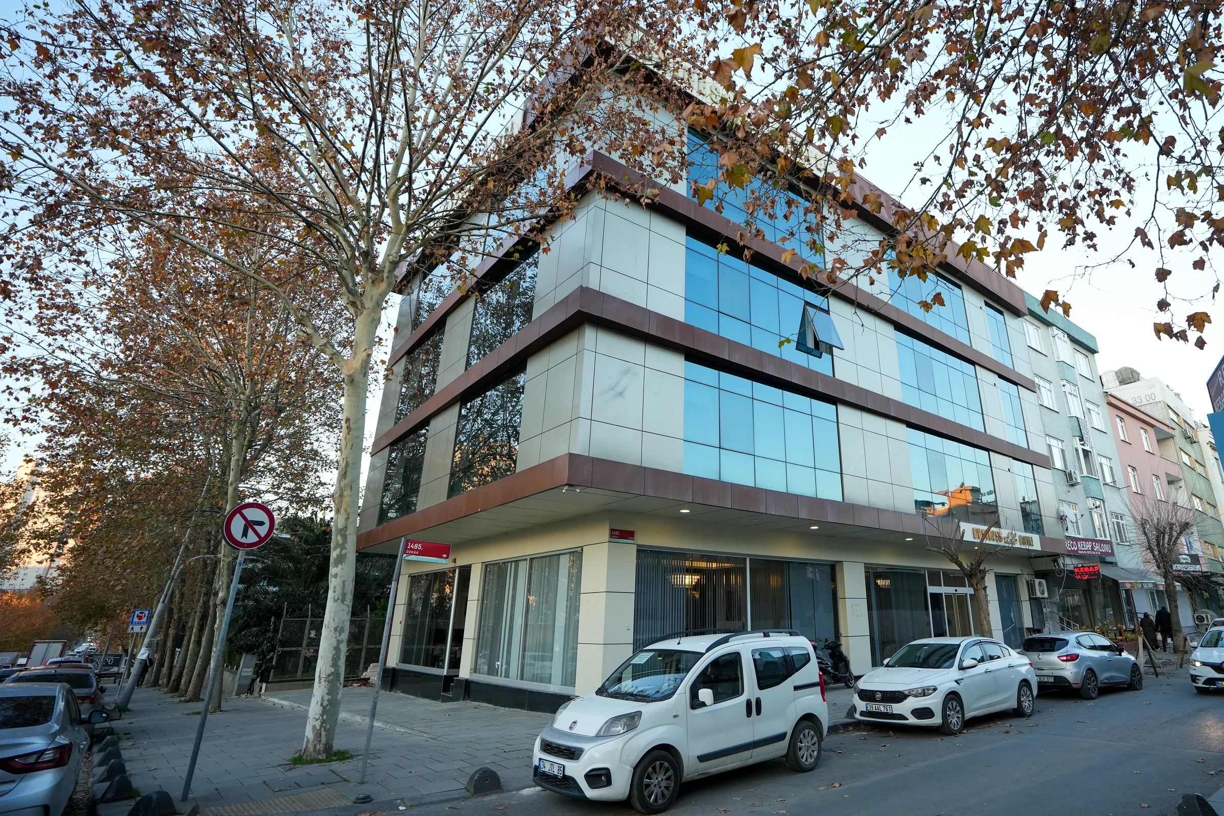 Business Life Hotel Güneşli Otel dış cephesi