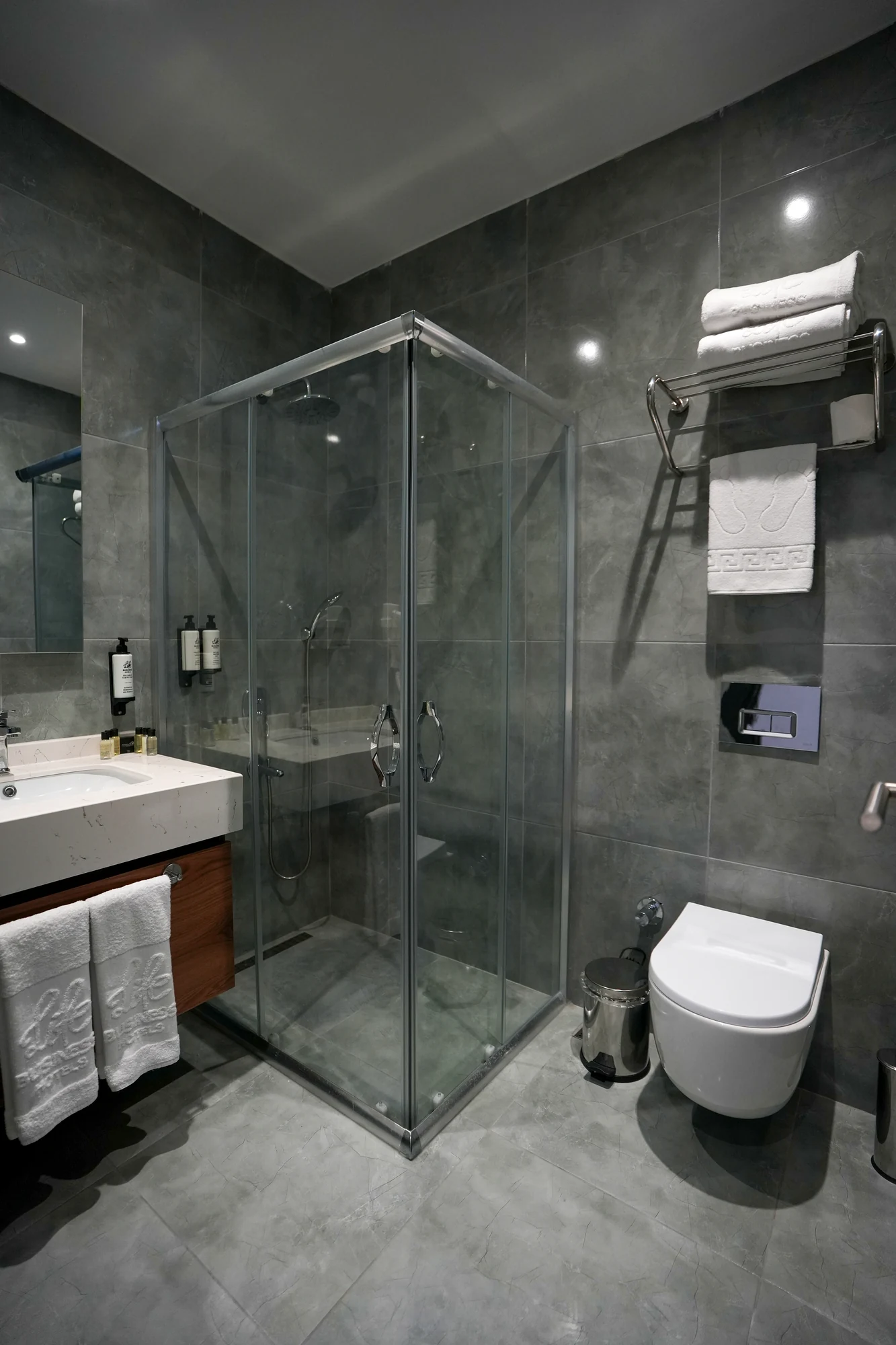 Standart Twin 4