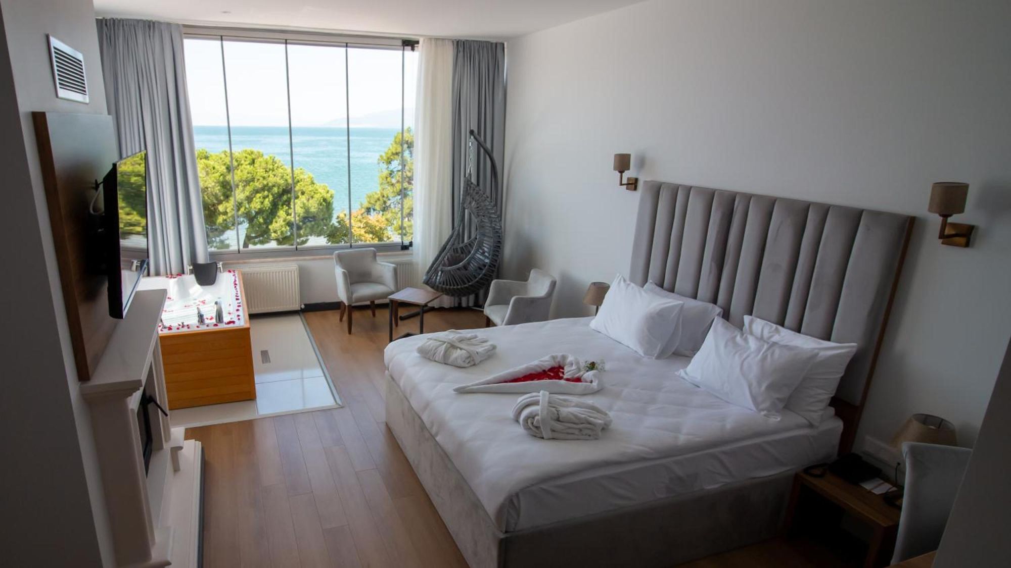 Executive Suite