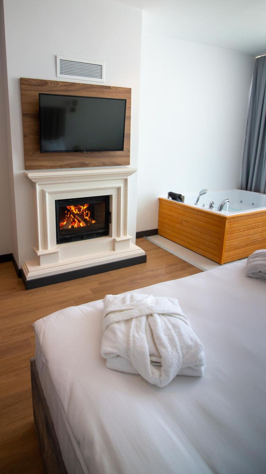 Executive Suite 5