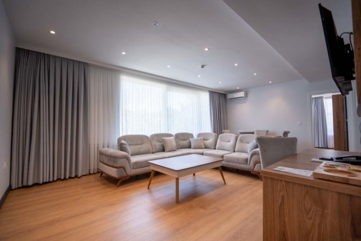 Studio Room 4