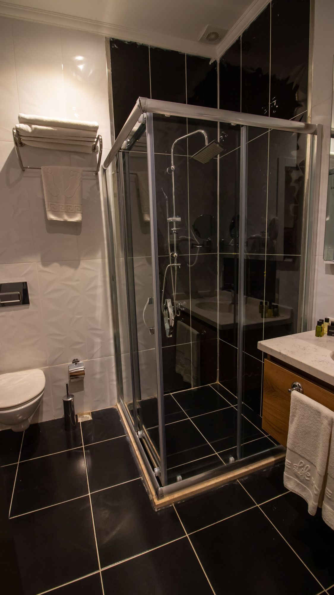 Superior Suite 2