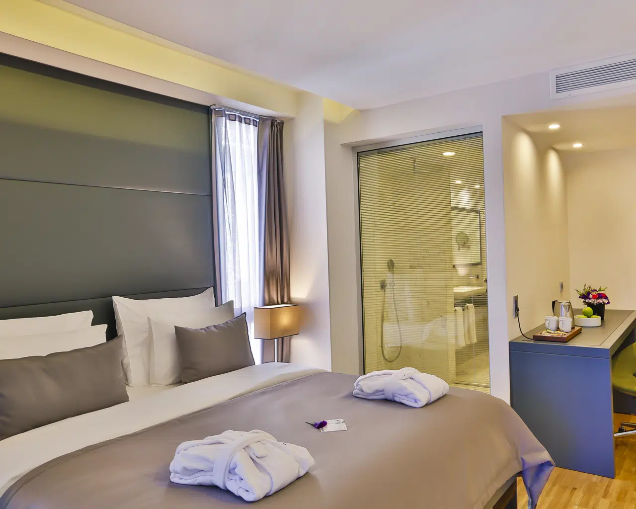 Standart French Bed Oda 2